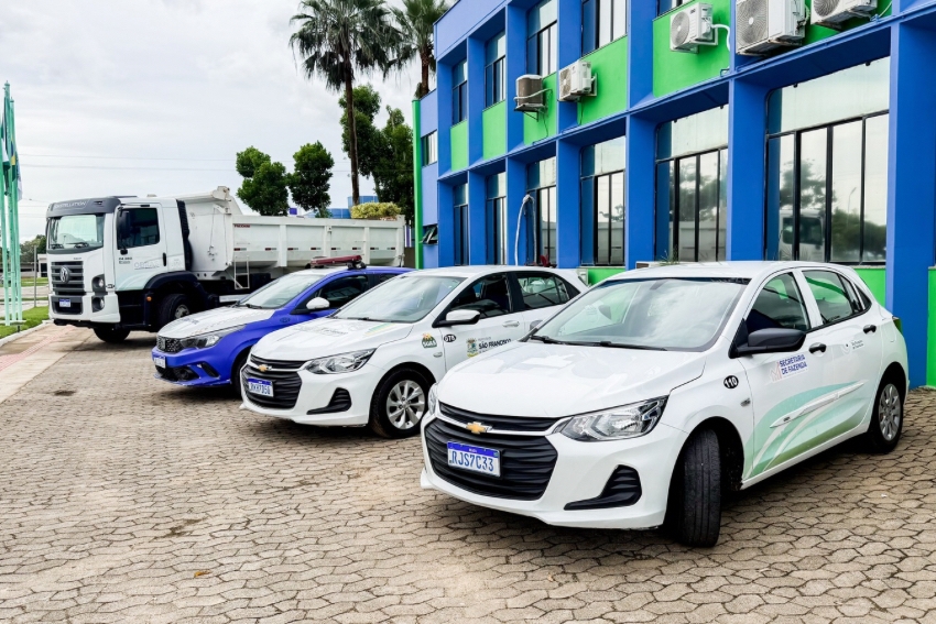 Secretaria de Transporte recupera quatro veículos da frota municipal